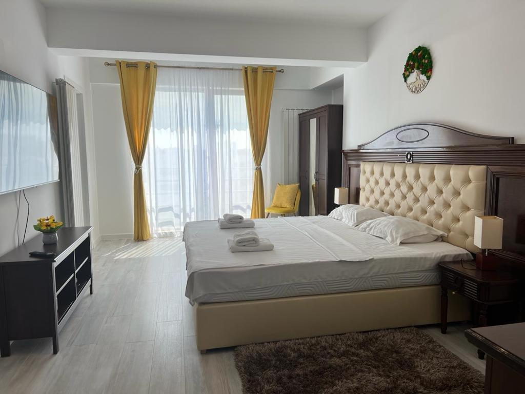 Urban Apartments And Studios - City Center Iasi Exterior foto